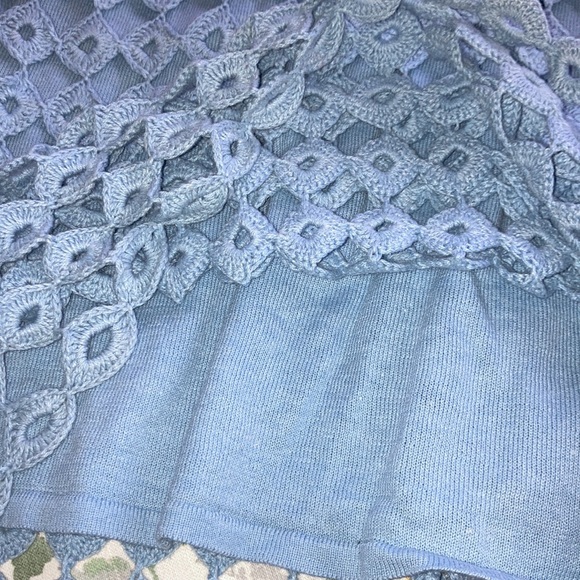 Beautiful crocheted double layered top - Picture 5 of 7